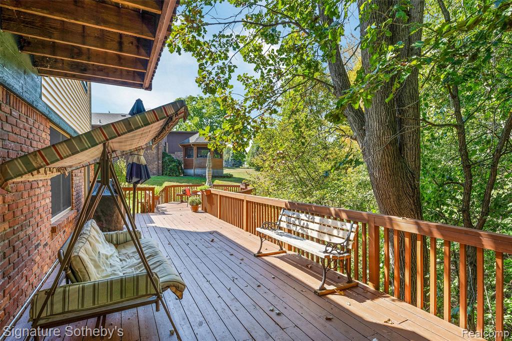 5160 Greenbriar Drive, West Bloomfield, MI 48323 — Photo 30