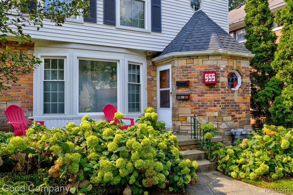 555 W BRECKENRIDGE Street, Ferndale, MI 48220 — Photo 59