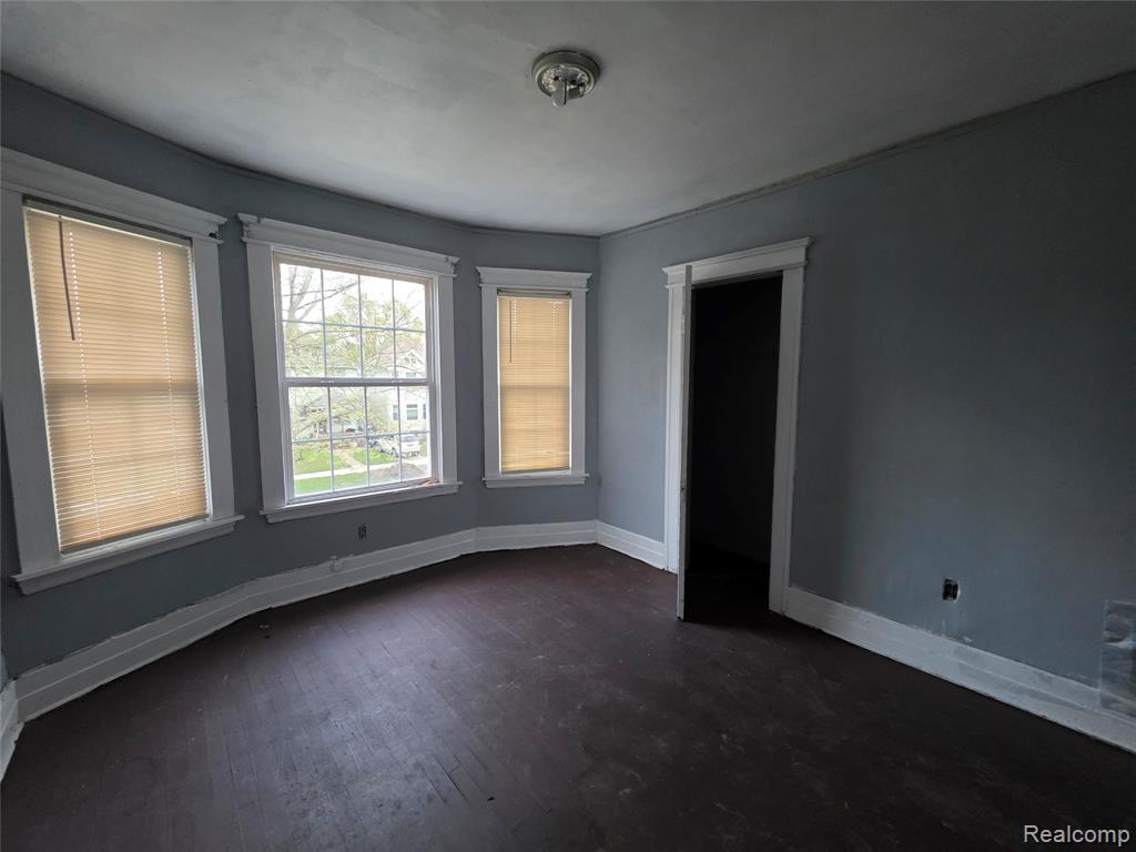 3439 Cadillac Boulevard, Detroit, MI 48214 — Photo 23