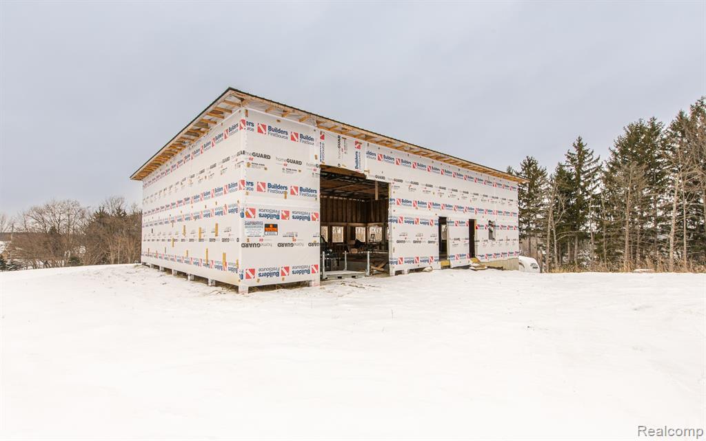 9525 Hegel Road, Goodrich Vlg, MI — Photo 5