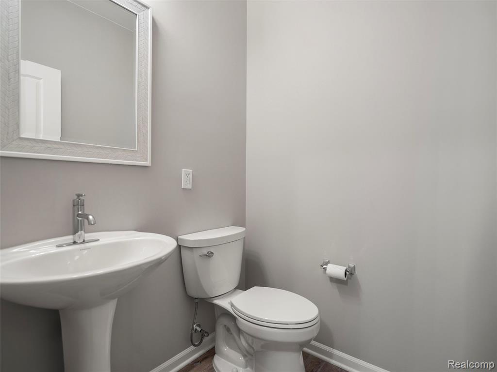 4929 Treeside Lane, Troy, MI 48098 — Photo 21