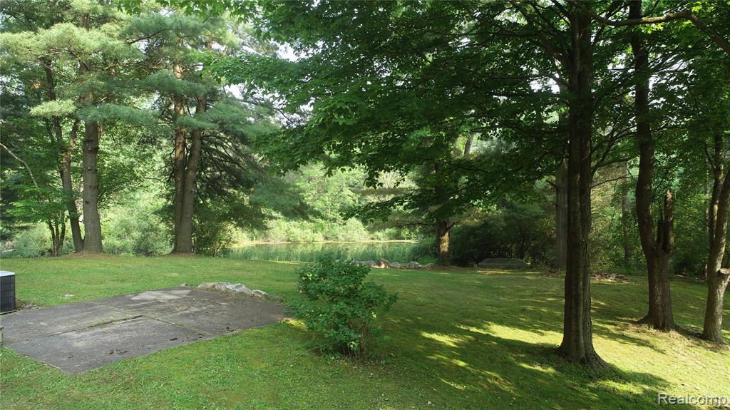 5836 Ewalt Road, Imlay City, MI 48444 — Photo 16