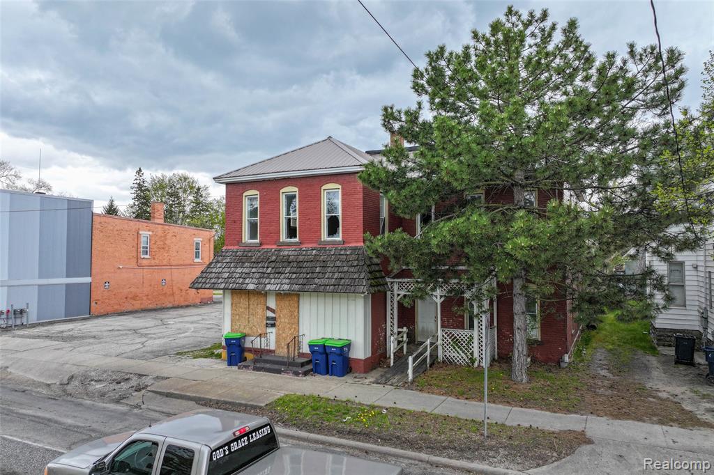 310 S Henry Street, Bay City, MI 48706