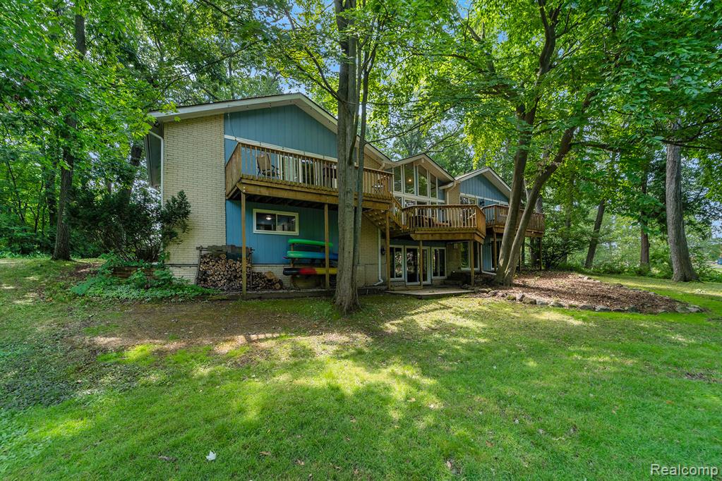 4729 Curtis Lane, Clarkston, MI — Photo 42