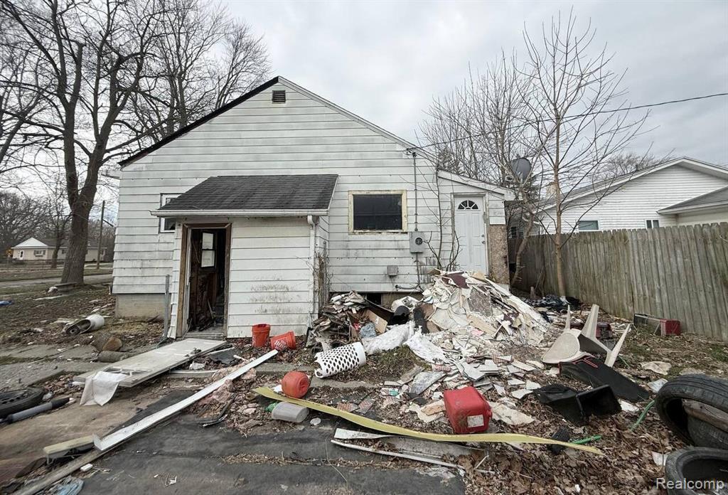 704 Vermont Street, Saginaw, MI, 48602
