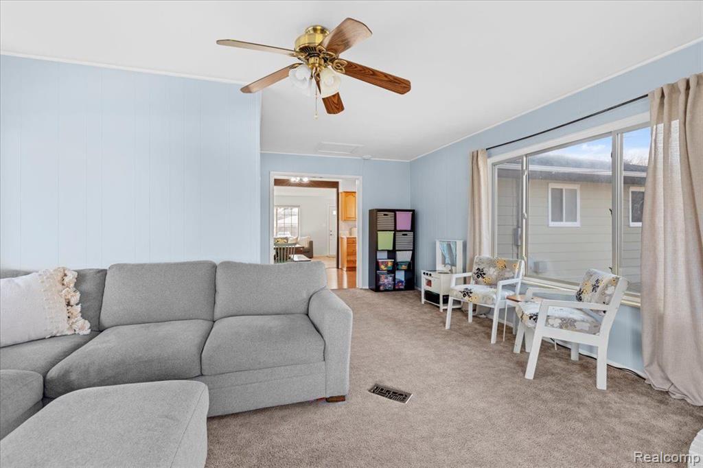 81 DAYTON Street, Oxford, MI 48371 — Photo 18