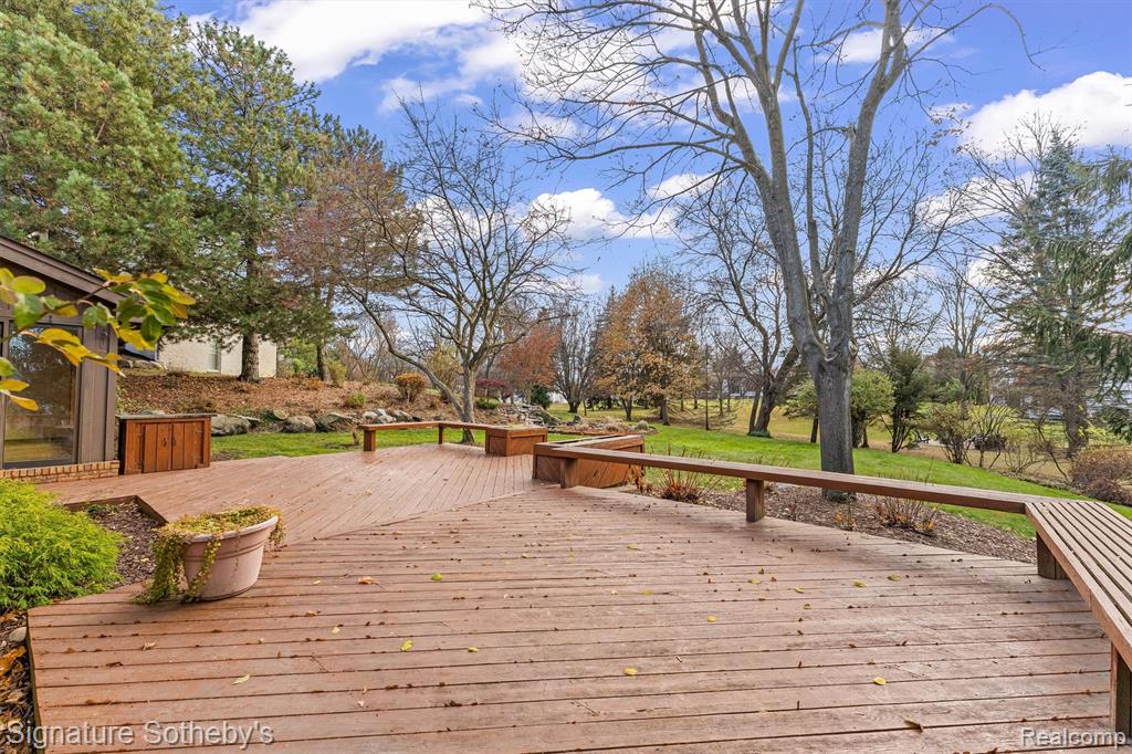 6571 Deer Ridge Drive, Clarkston, MI 48348 — Photo 42