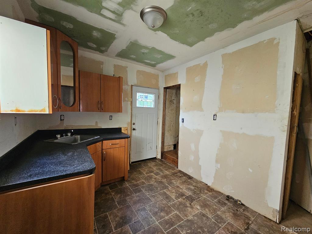 8379 WHITTAKER Street, Detroit, MI 48209 — Photo 27