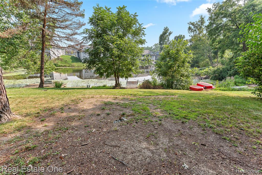 2509 Golden Shores Drive, Fenton, MI 48430 — Photo 31