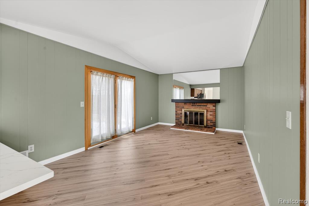 751 Norchester Street, South Lyon, MI 48178 — Photo 9