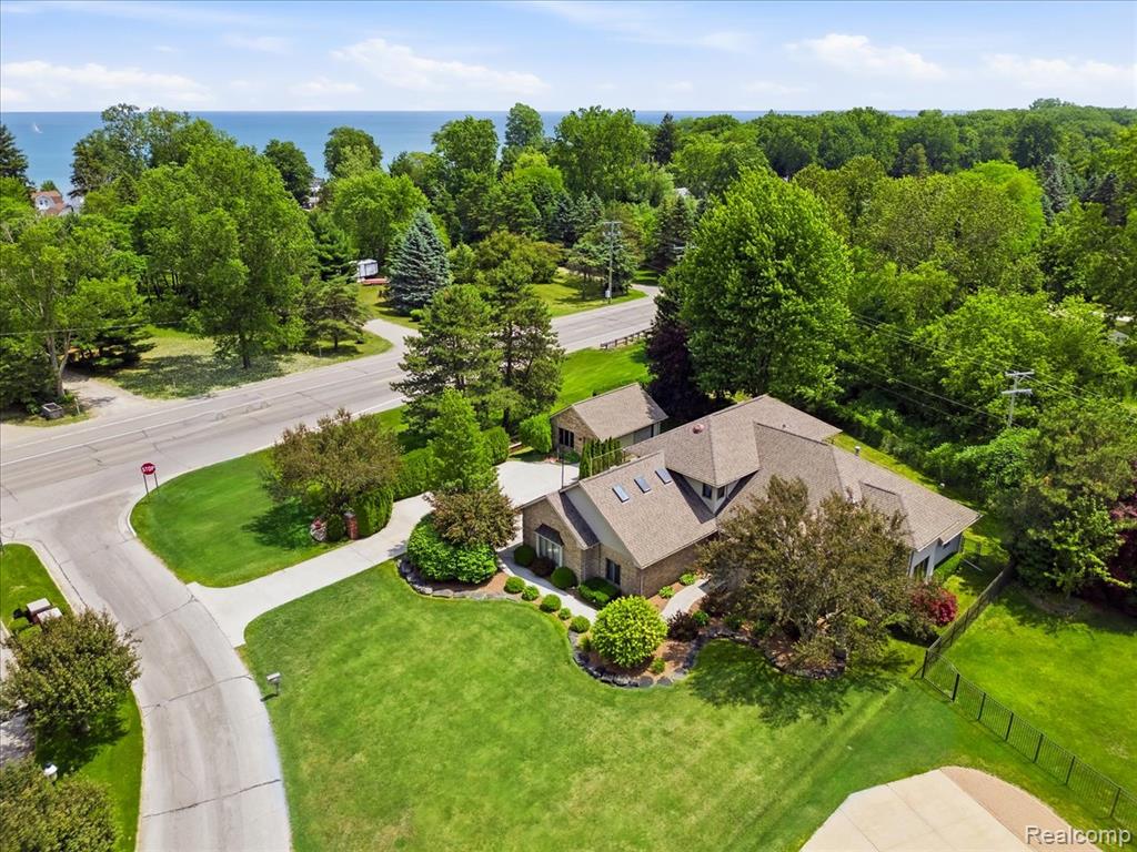 2837 Shorewood Boulevard, Fort Gratiot, MI 48059 — Photo 4