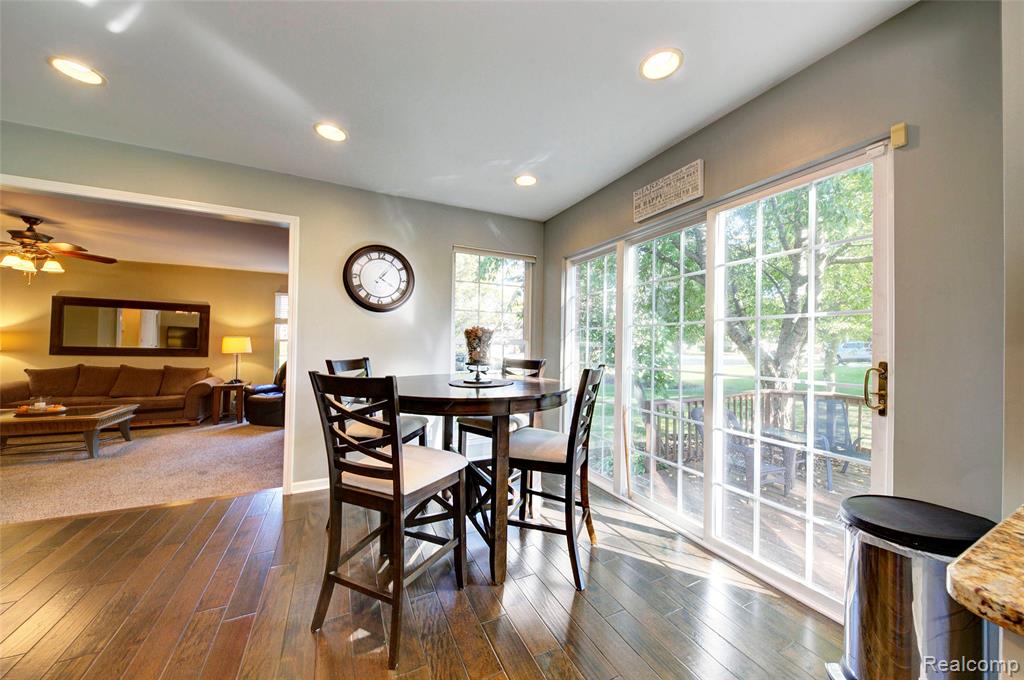 702 Westhills Drive, South Lyon, MI 48178 — Photo 33