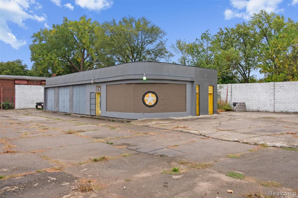 1750 E State Fair - Photo 2