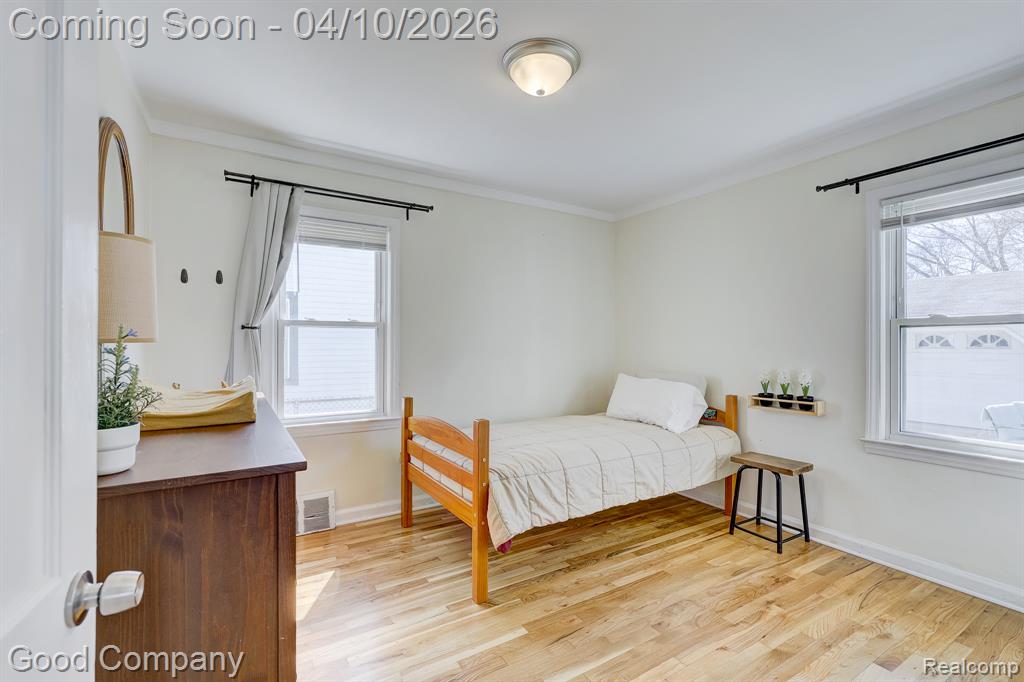 915 N Dorchester Avenue, Royal Oak, MI 48067 — Photo 26