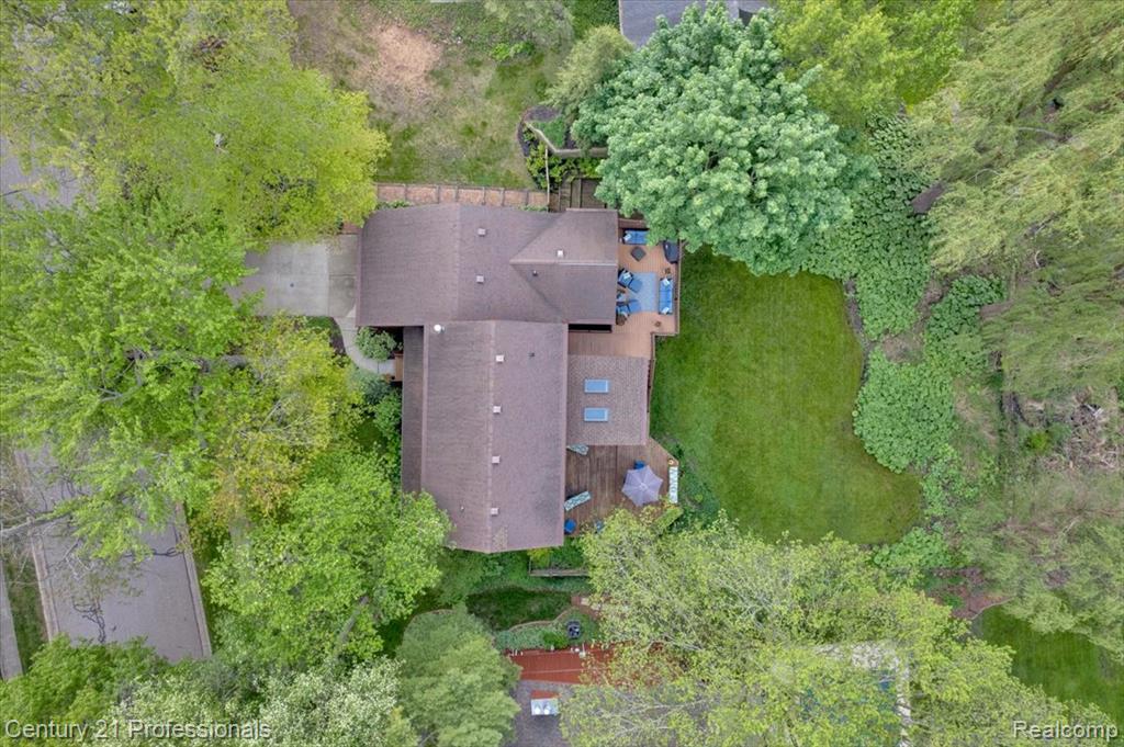 1155 Teakwood Circle, Haslett, MI 48840 — Photo 10