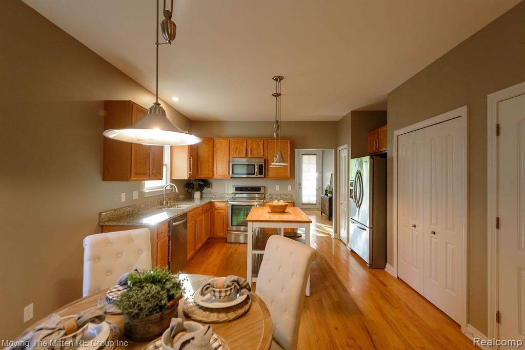 841 ROOSEVELT Street, Canton, MI 48188 — Photo 7
