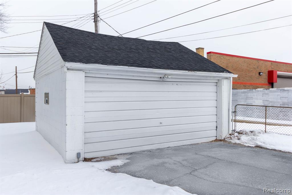 7641 WESTMINSTER Avenue, Warren, MI 48091 — Photo 23