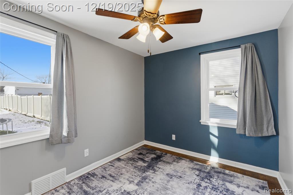 22785 Schroeder Avenue, Eastpointe, MI 48021 — Photo 11