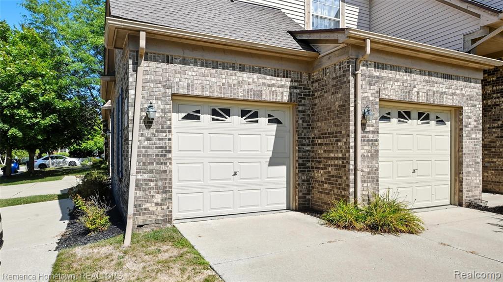 7078 Copper Creek Circle, Canton, MI 48187 — Photo 27