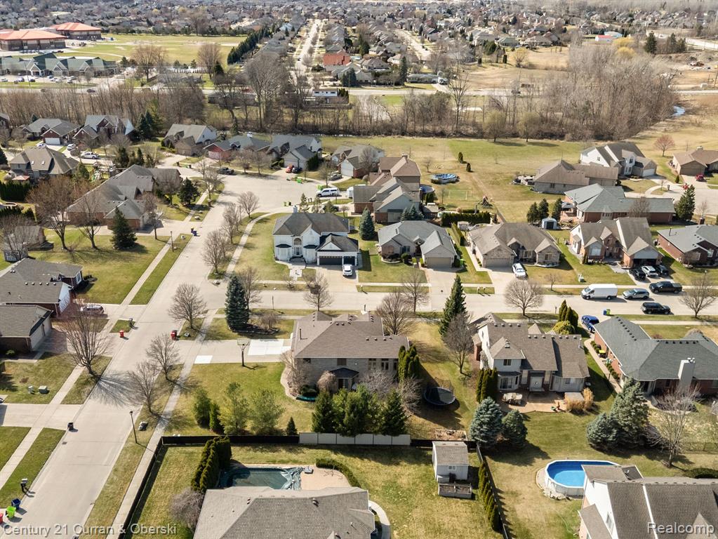 50580 MEANDER Drive, Macomb, MI 48042 — Photo 41
