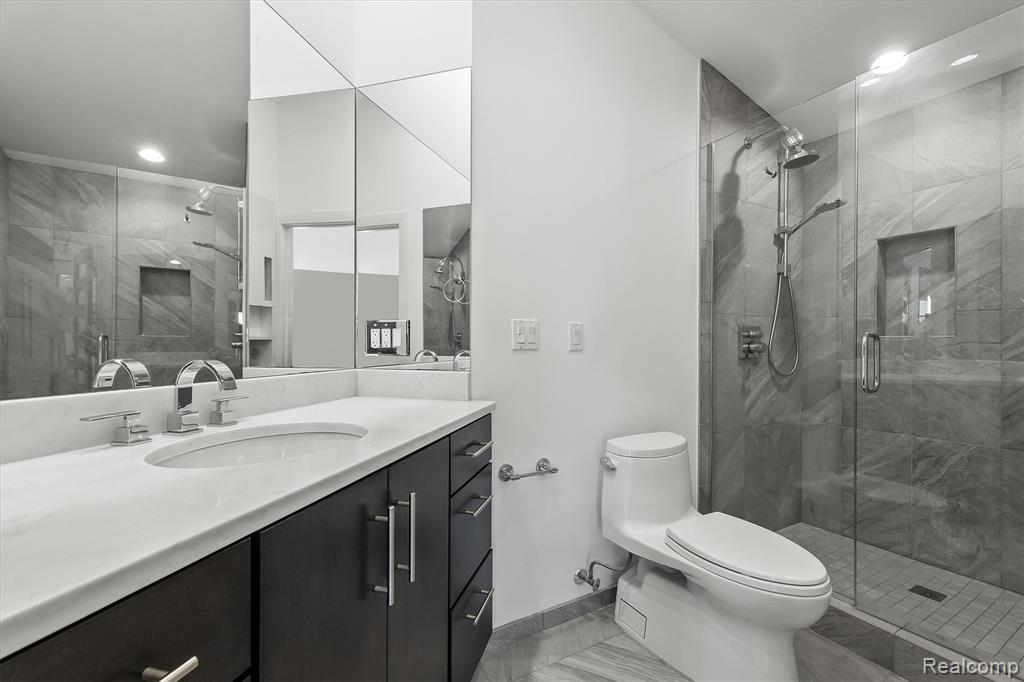 1762 Saint Johns Court, Bloomfield Hills, MI 48302 — Photo 18