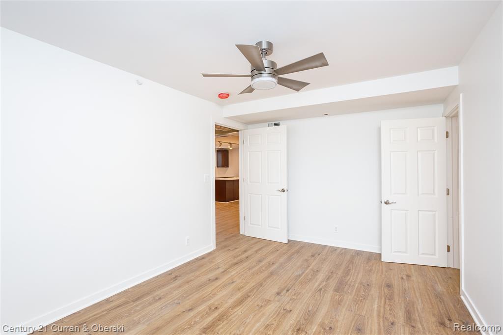 549 E Marshall, Ferndale, MI 48220 — Photo 15