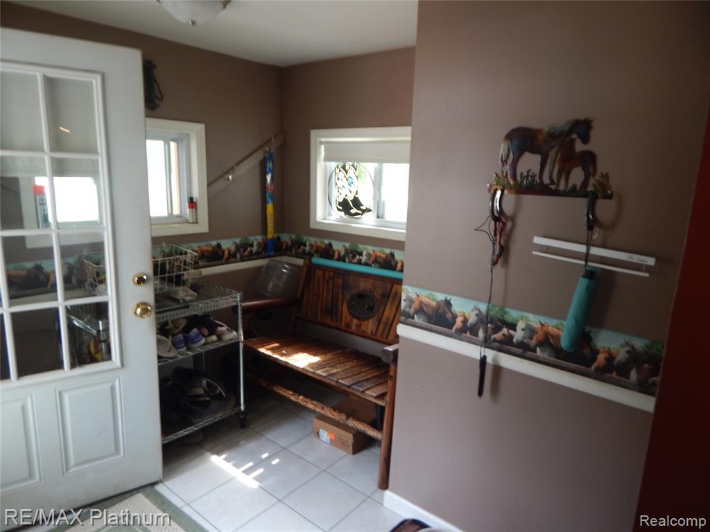 2025 W Rose Center Road, Holly, MI 48442 — Photo 63