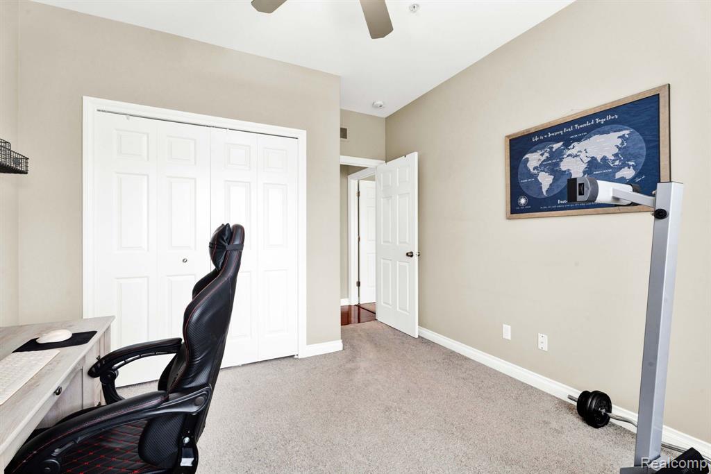 48888 Amanda Lane, Shelby Twp, MI 48317 — Photo 31