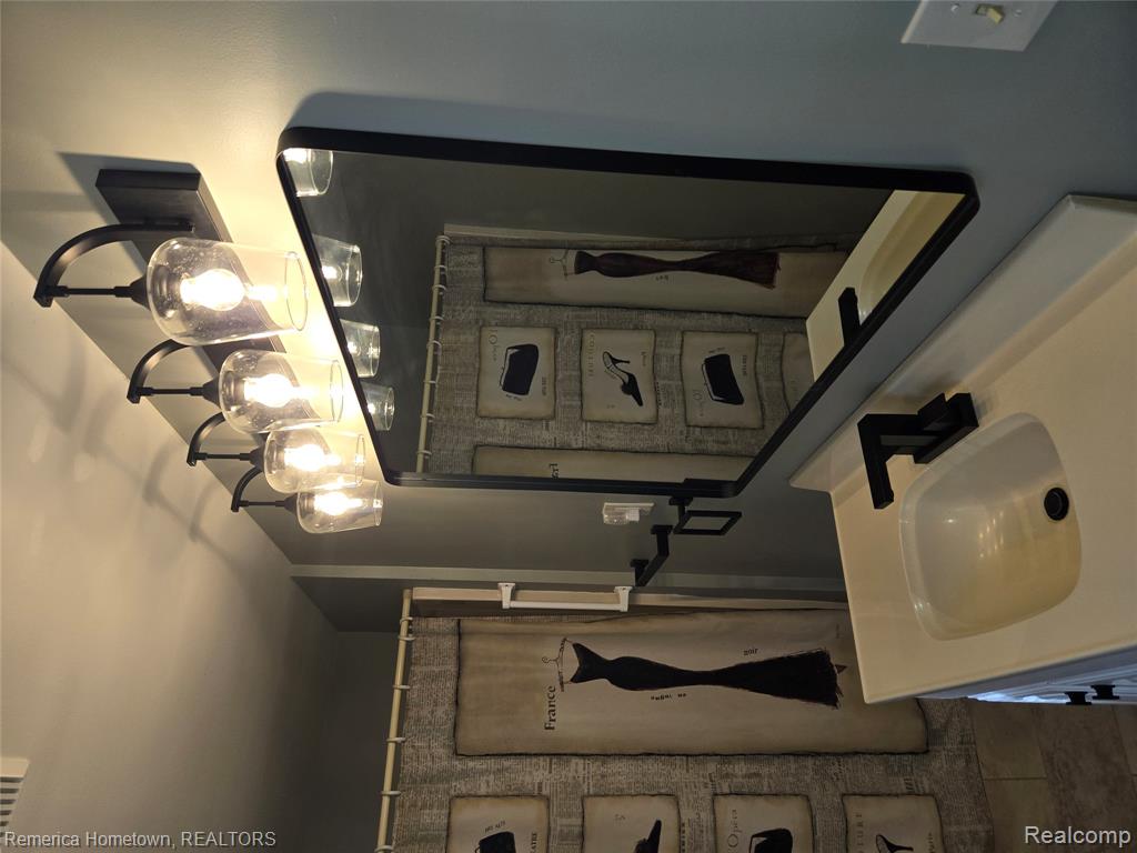 8991 LakeView Drive, White Lake, MI — Photo 10