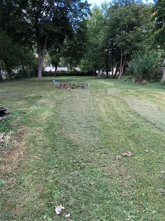 6452 BARKER Drive, Waterford, MI, 00000