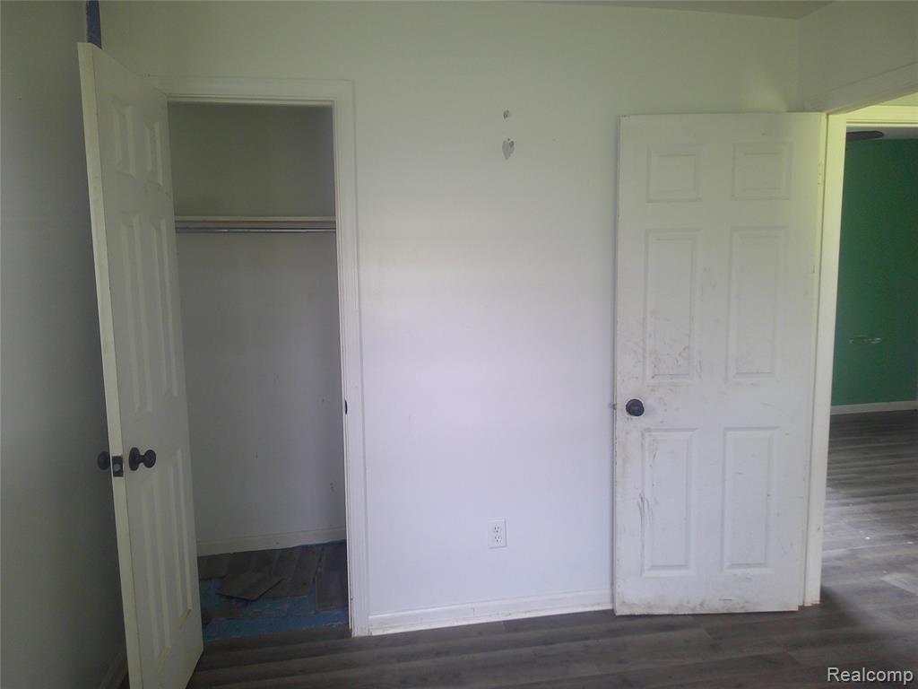 7499 Burt Road, Birch Run, MI 48415 — Photo 11