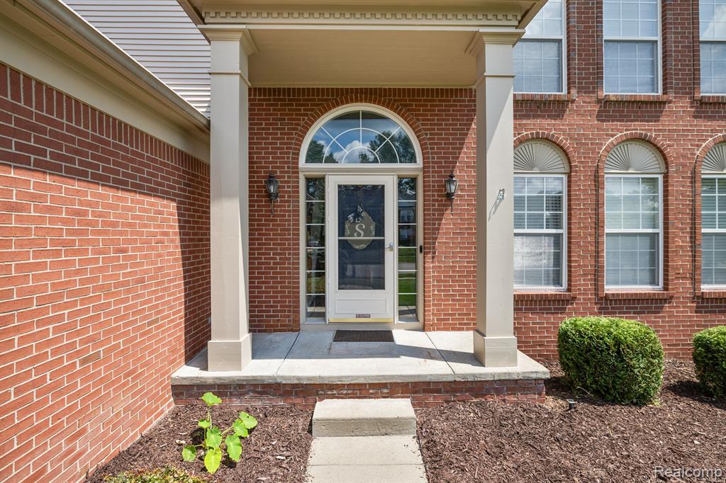 8057 PEBBLESTONE Drive, Ypsilanti, MI 48197 — Photo 8