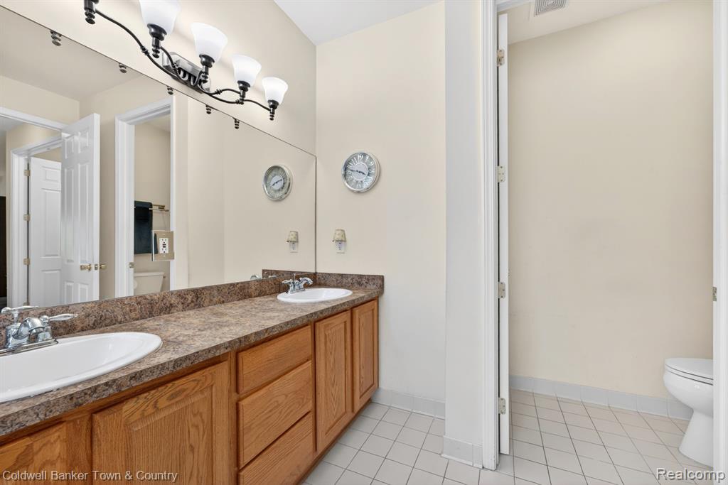 26974 Debiasi Drive, Romulus, MI 48174 — Photo 25