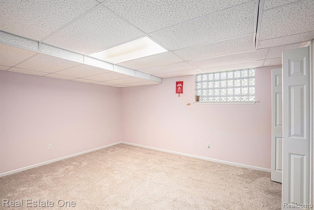 4453 RACEWOOD Drive, Commerce Twp, MI 48382 — Photo 23