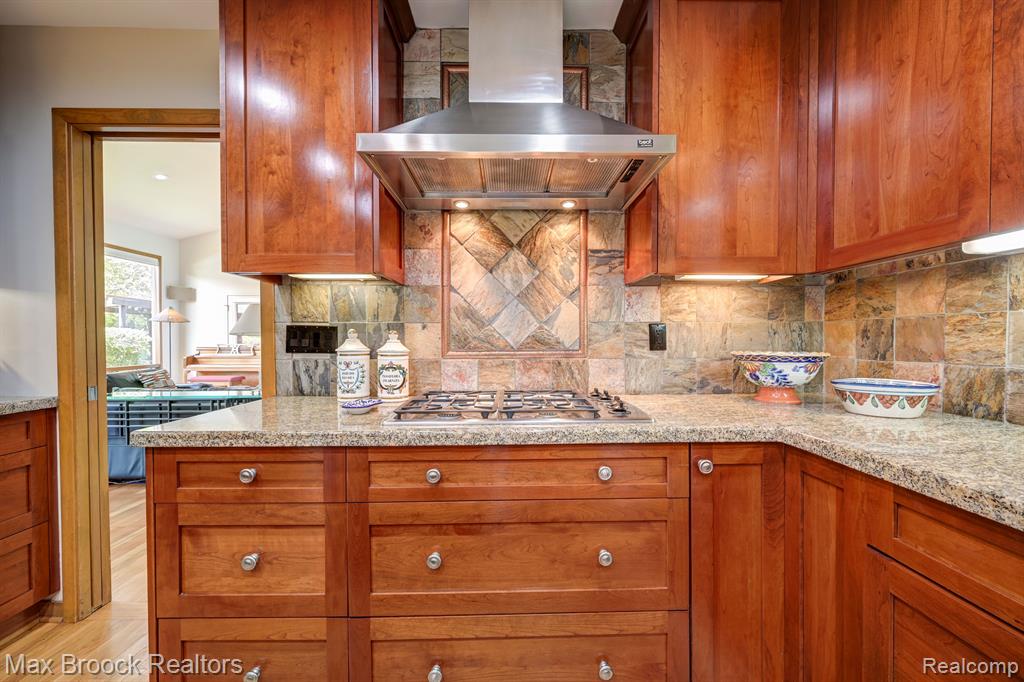 6324 ROSE Boulevard, West Bloomfield, MI — Photo 15
