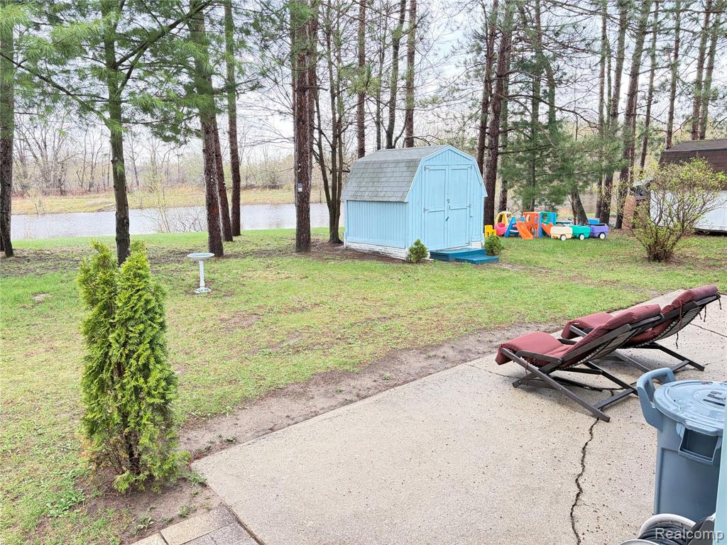 51 Green Valley Rd, Flint, MI 48506 — Photo 23