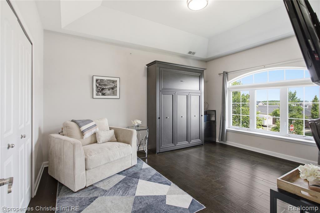 5530 Arbor Chase Drive, 14, Ann Arbor, MI 48103 — Photo 24