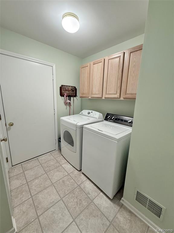 6426 Club Court W, Grand Blanc, MI 48439 — Photo 27