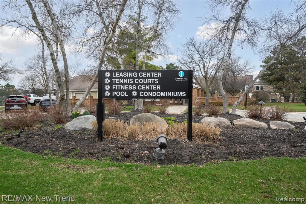 6641 HEARTHSIDE Court, West Bloomfield, MI — Photo 34