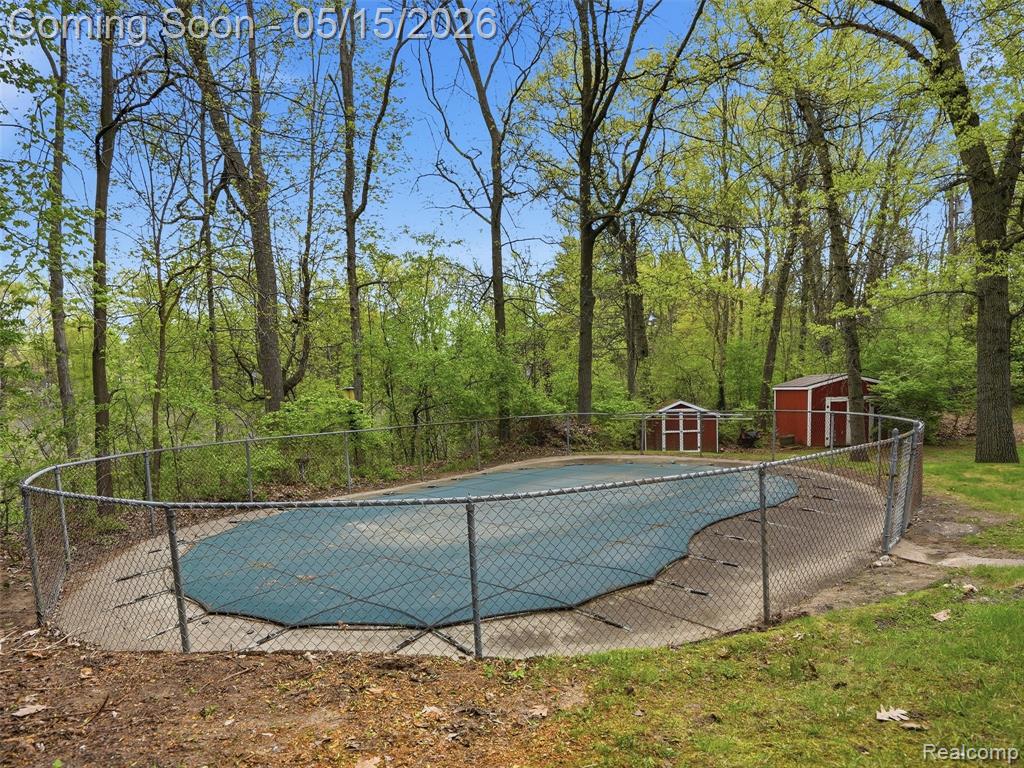 8645 Fieldcrest Drive, Brighton, MI 48116 — Photo 35