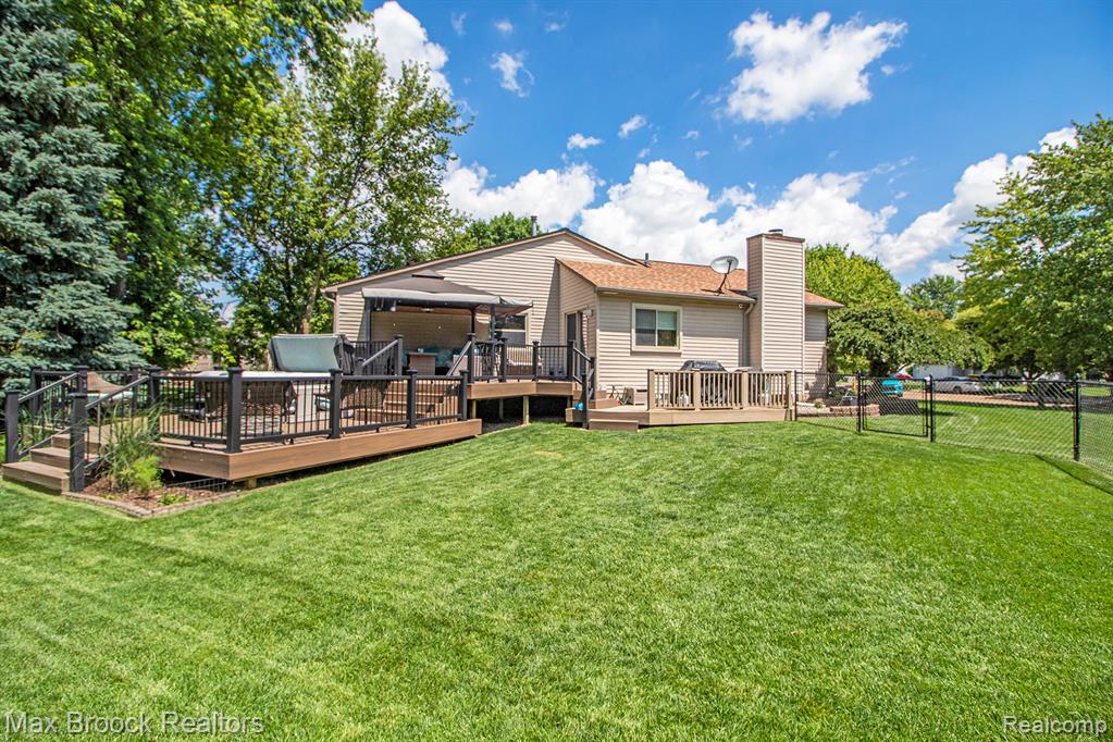 761 Stoney Drive, South Lyon, MI 48178 — Photo 32