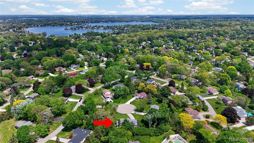3717 Tyrconnel Court, West Bloomfield, MI 48323 — Photo 39