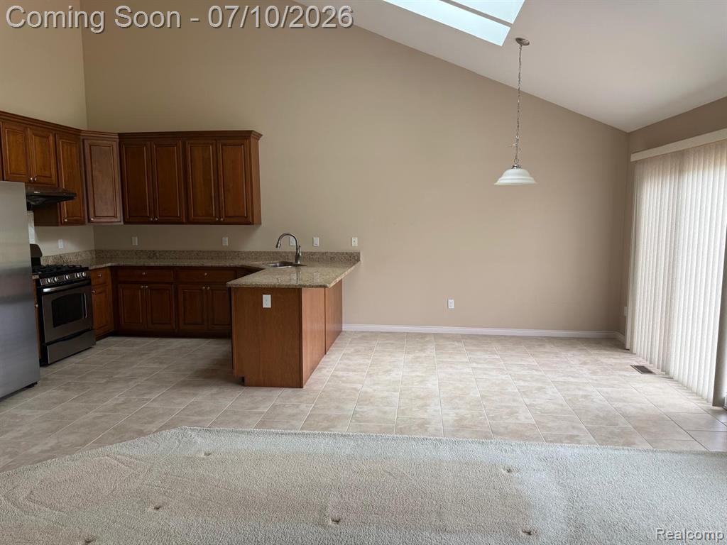 49329 Village Pointe Drive, Utica, MI 48315 — Photo 4