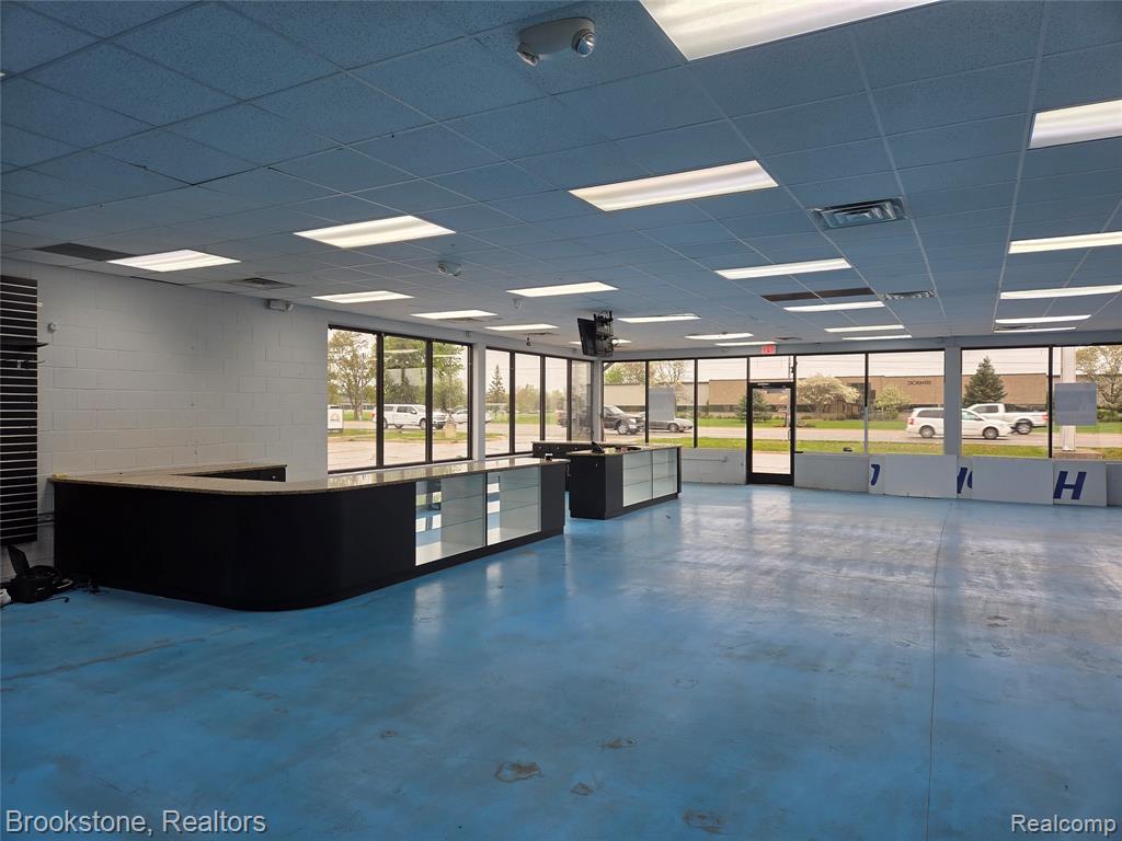 30502 23 Mile Road, Chesterfield, MI 48047 — Photo 13