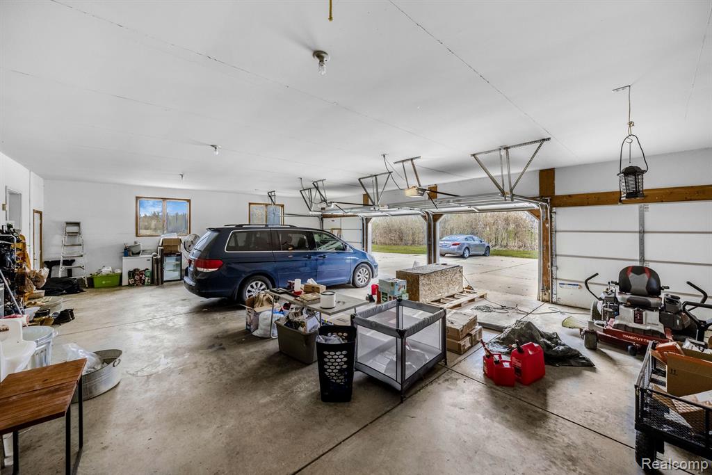 5412 N JENNINGS Road, Flint, MI 48504 — Photo 39