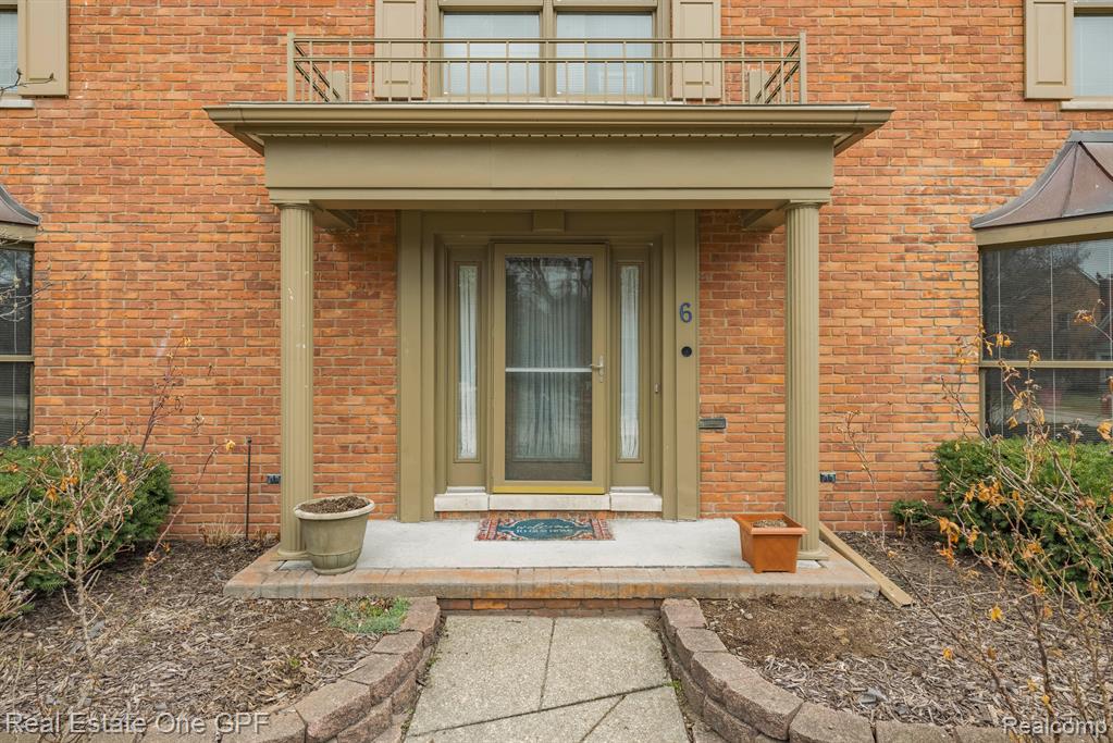 6 ELMSLEIGH Lane, Grosse Pointe, MI 48230 — Photo 44