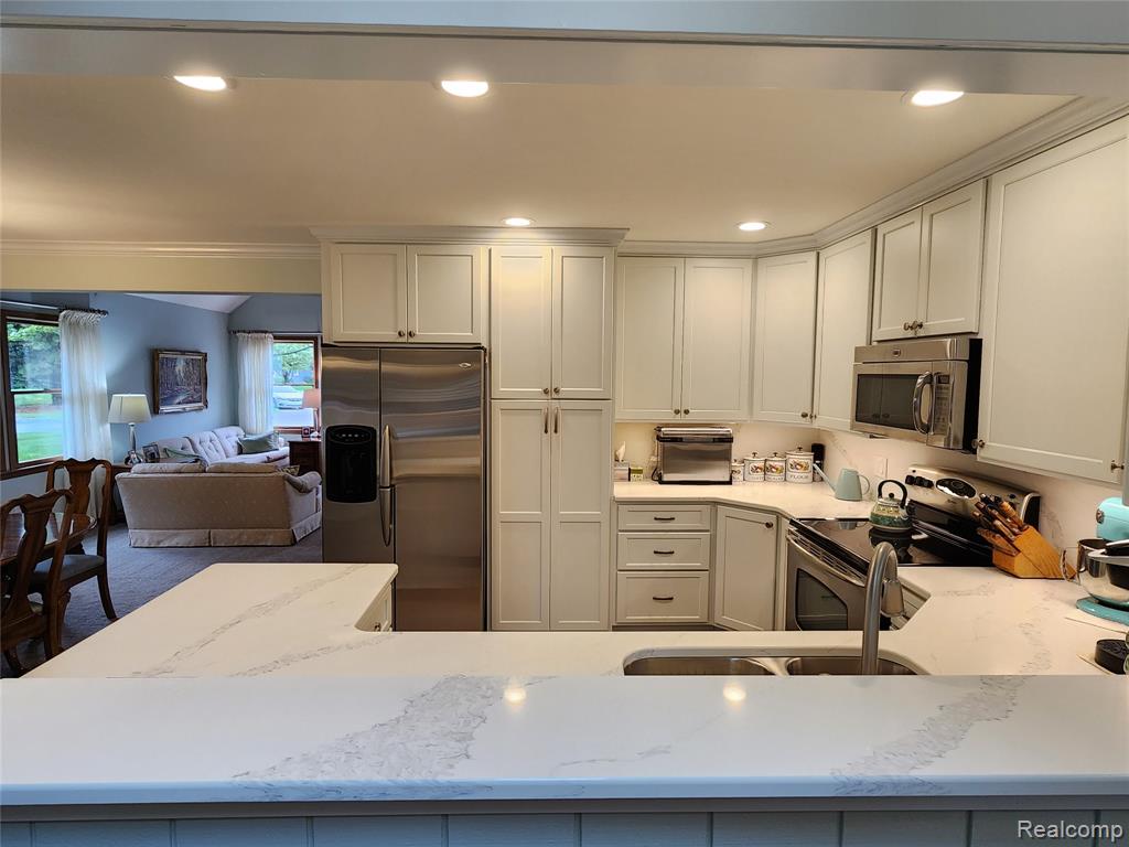 11 Cambridge Park, 11, Frankenmuth, MI 48734 — Photo 9