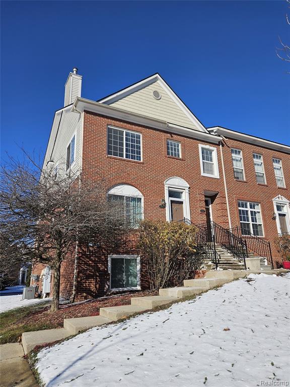 42627 Park Cresent Drive, 36, Sterling Heights, MI 48313 — Photo 3