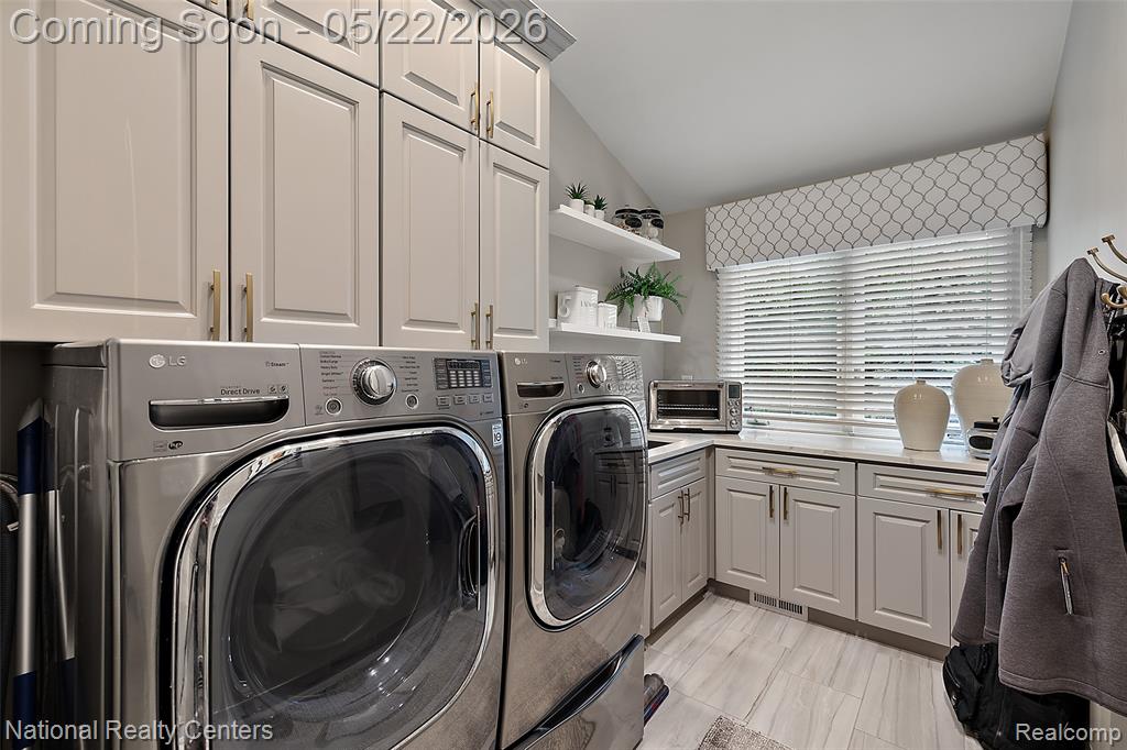 4571 W Grindley Court NW, Bloomfield Hills, MI 48302 — Photo 33