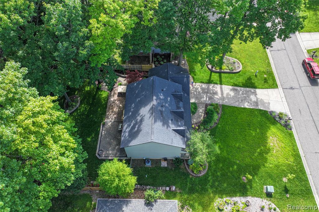 5327 Olde Saybrooke Road, Grand Blanc, MI 48439 — Photo 44